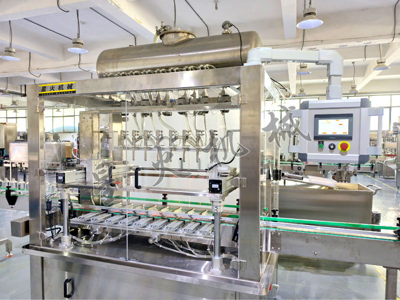 8头秋梨膏自动灌装机