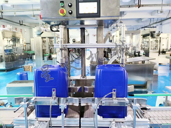 25L防冻液自动称重灌装生产线-液体称重灌装机