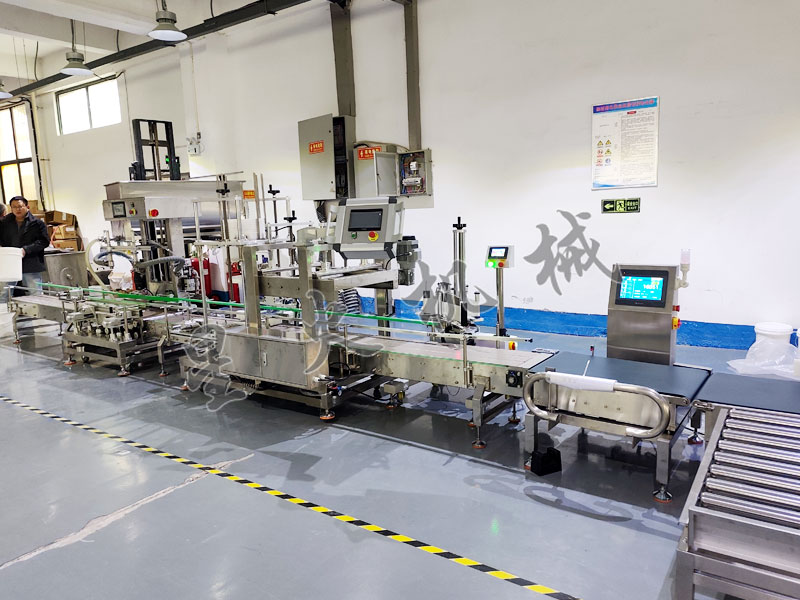 5-30kg大容量液体称重灌装压盖生产线