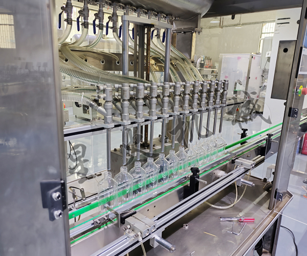  全自动微生物菌剂灌装机