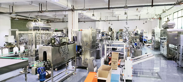 大容量全自动液体灌装机